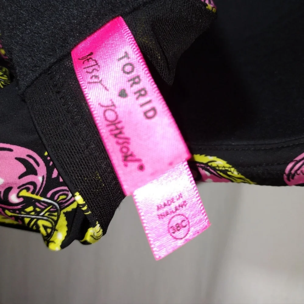 Torrid & Betsey Johnson Cherries Bra Size 38C